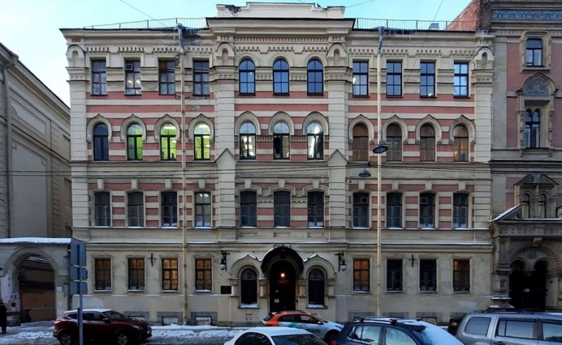 Старинную типографию в центре Петербурга купит ГК "Реновация" за 406 млн рублей